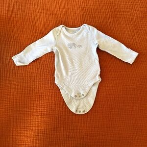 Lot of 3 onesies 100% cotton